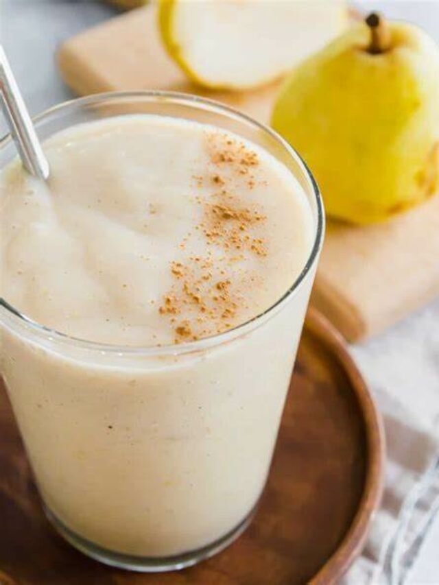 Plant-Based Pear Cardamom Oats Smoothie