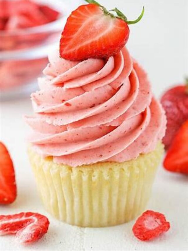 Real Strawberry Frosting Recipe – Fresh, Creamy, and Bursting with Berry Flavor