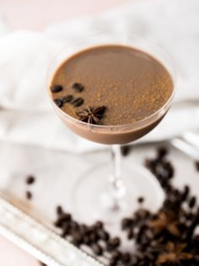 Espresso Martini: The Ultimate Blend of Coffee and Cocktails