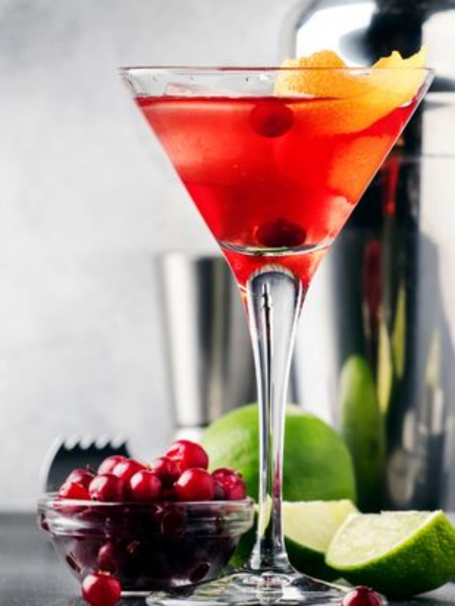 Cosmopolitan Drink: The Timeless Cocktail with a Chic Twist